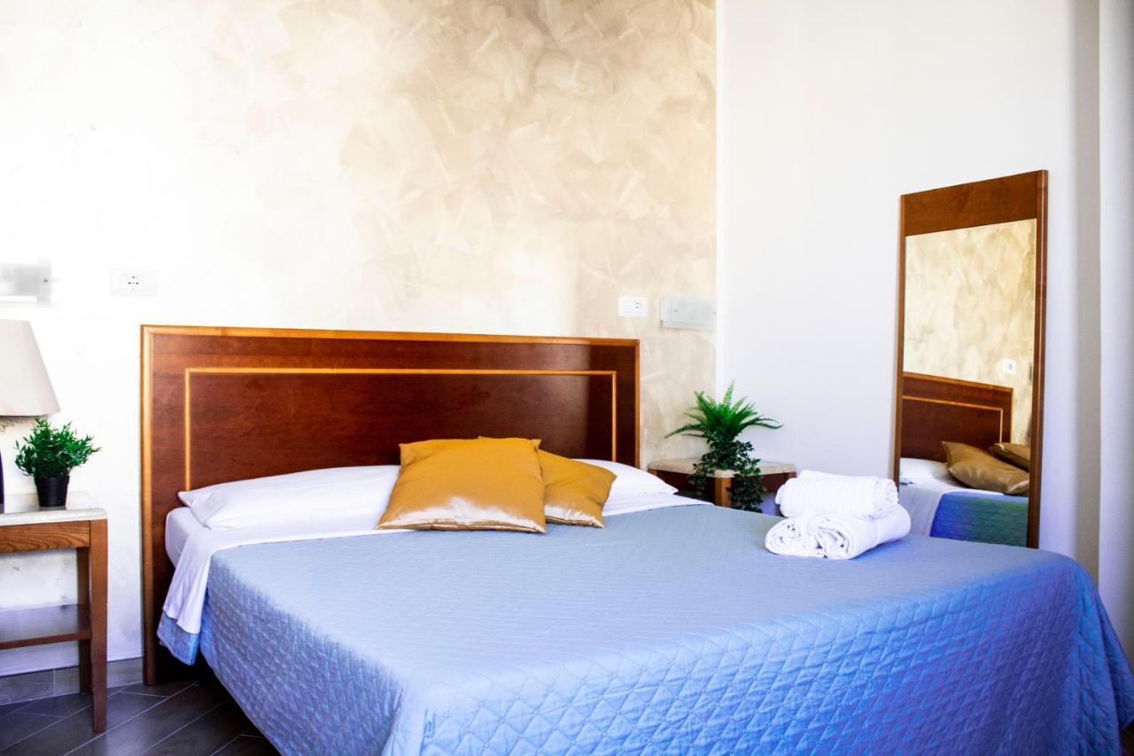 Hotel Capri Róma Kültér fotó